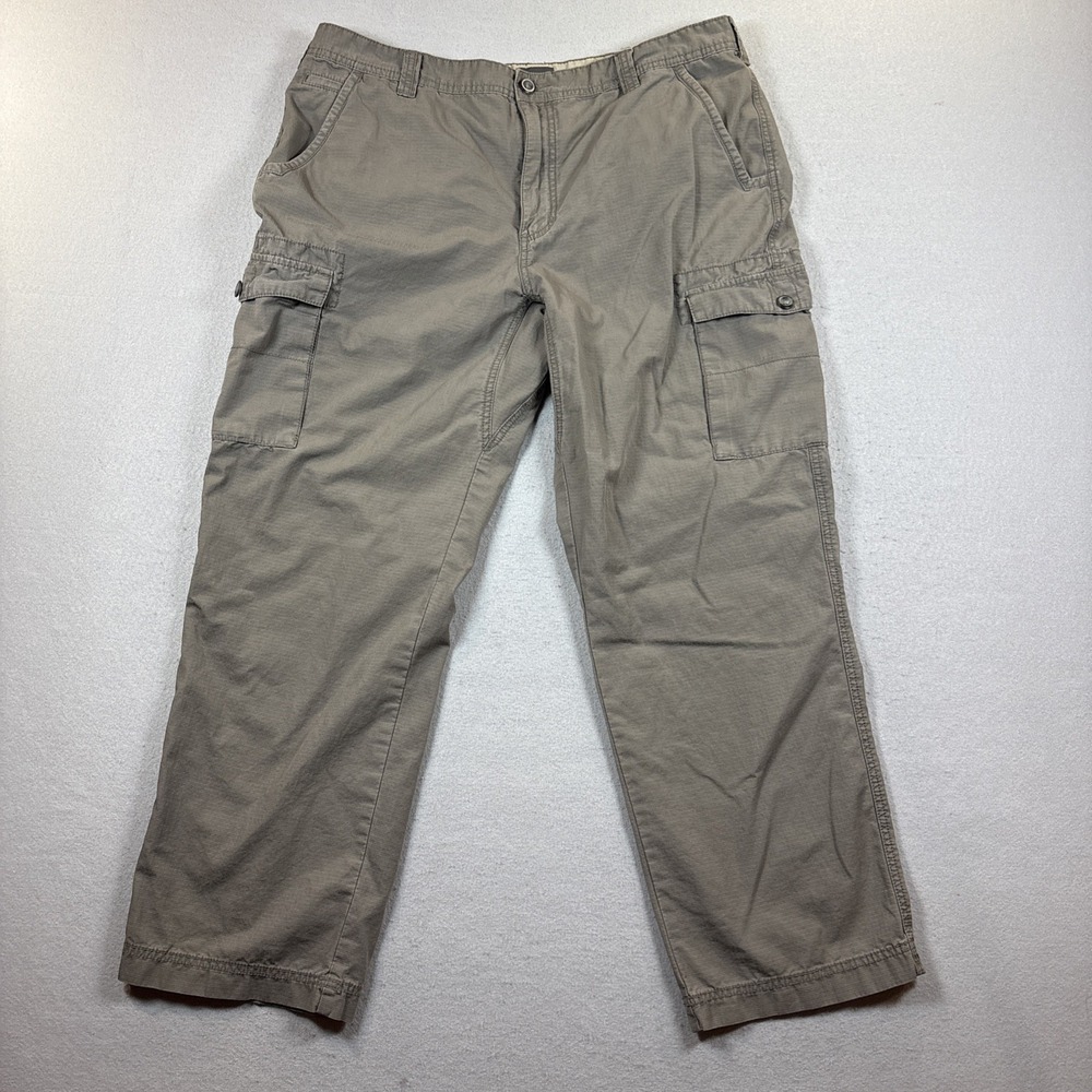 Cabelas Mens Cargo Pants 38 x 30 Green Hiking Outdoor Utility Hunting Fishing